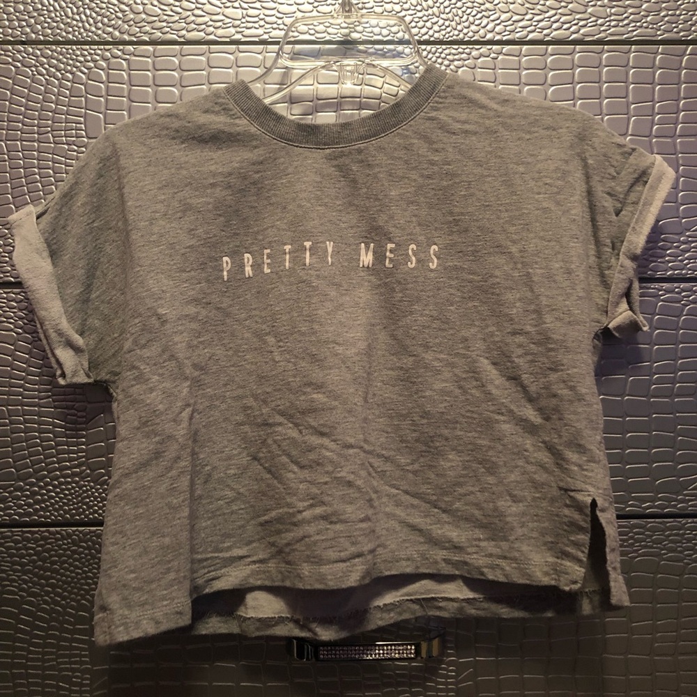 pretty mess crop top